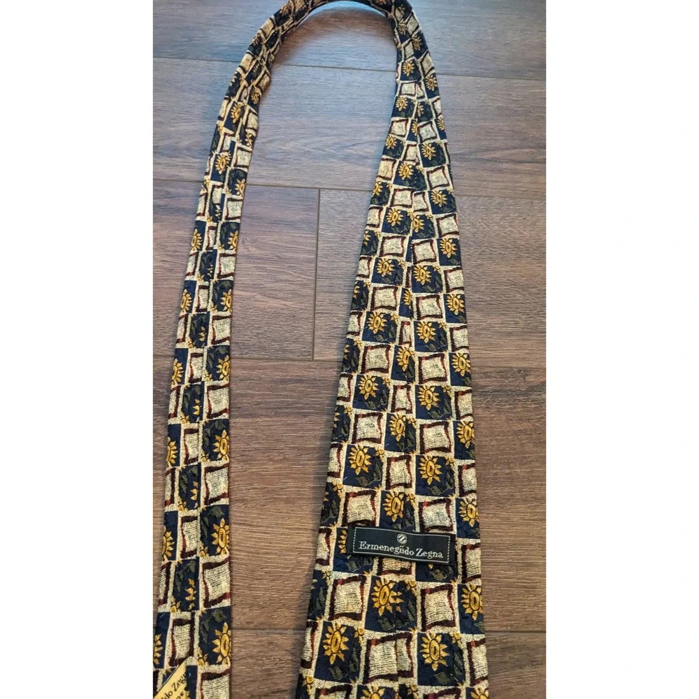 Ermenegildo Zegna sophisticated silk